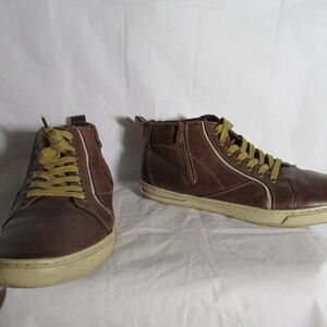 Madden Men's Danver faux leather zip-up sneakers